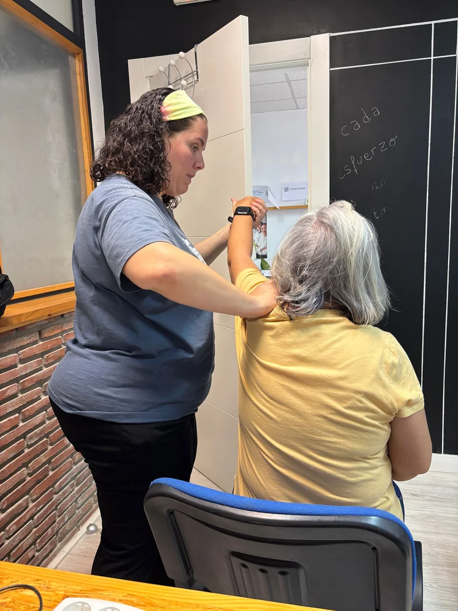 Fisioterapia del programa Yo Te Cuido de Málaga Inclusiva