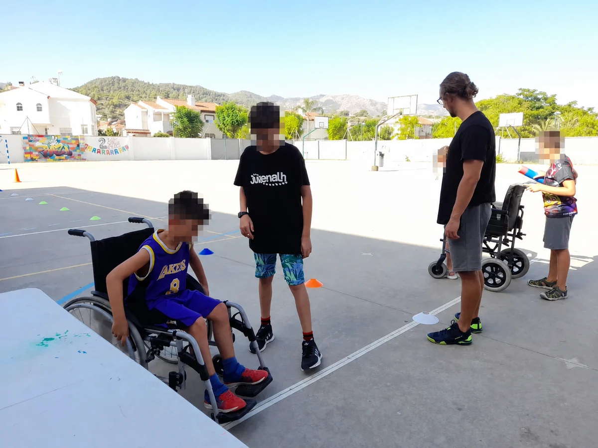 Jornada de sensibilización sobre discapacidad en un centro educativo de Málaga